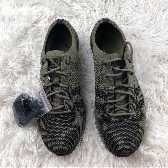 flyknit trainer medium olive